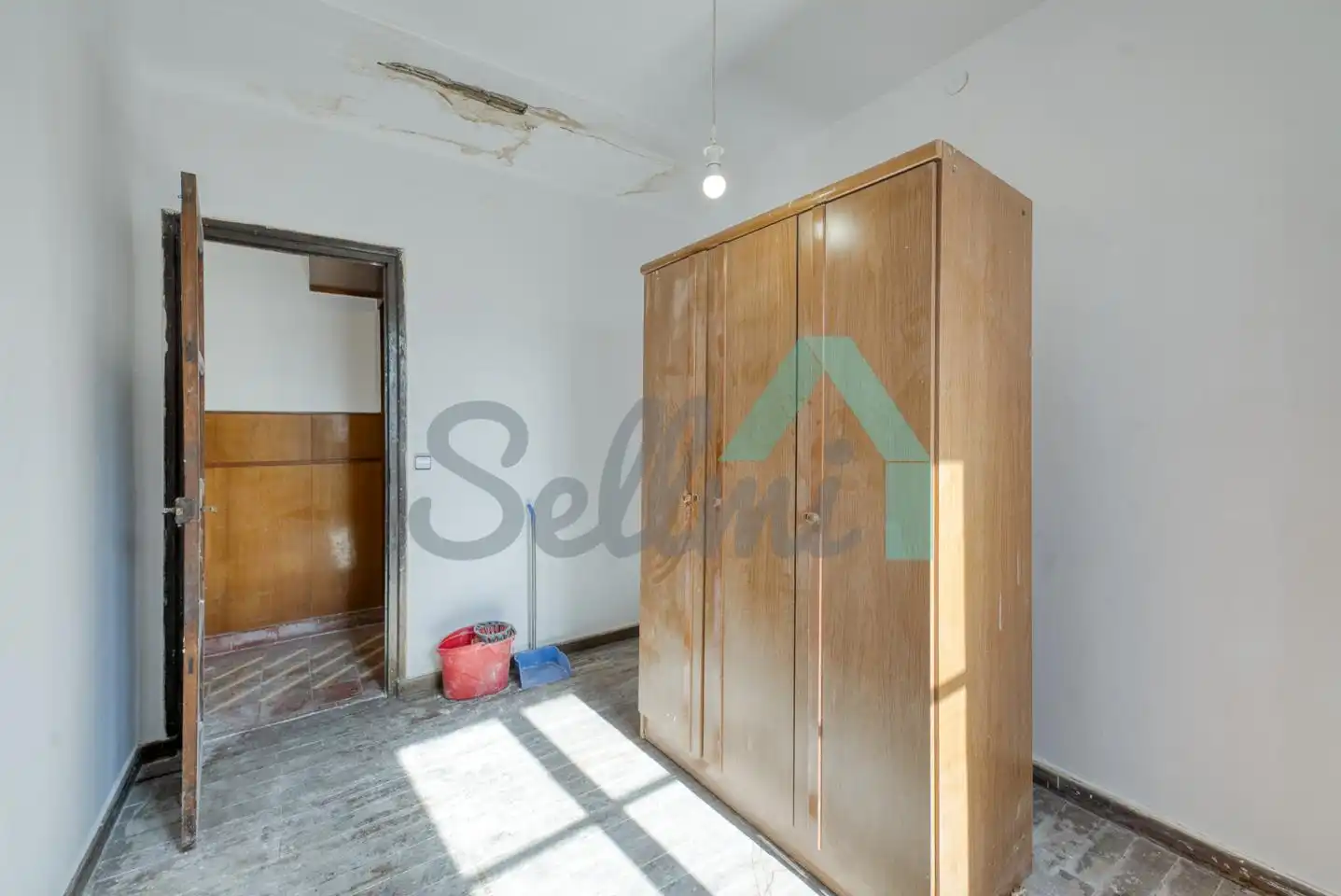 Bedroom of Buildings for sale in Oviedo 
