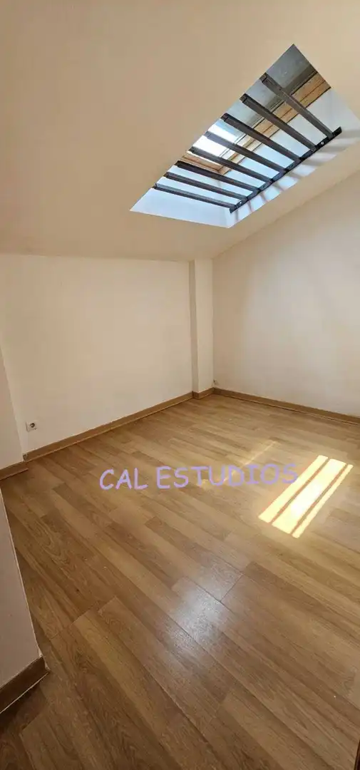 Bedroom of Flat for sale in Torrelaguna  with Air Conditioner and Storage room