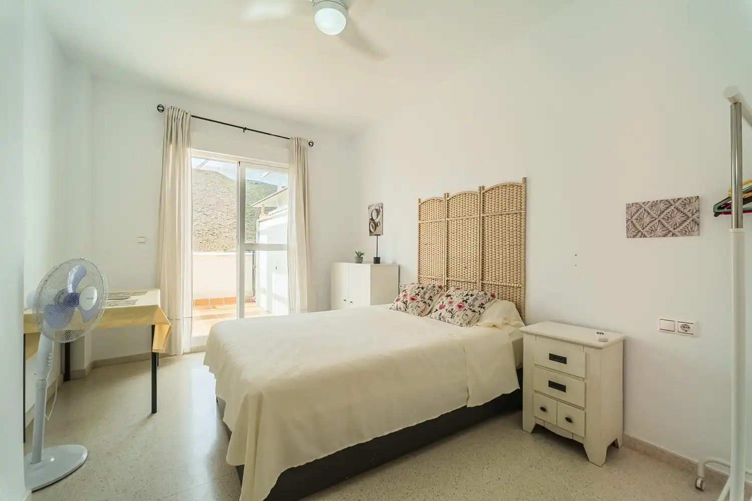 Bedroom of Flat for sale in Castell de Ferro