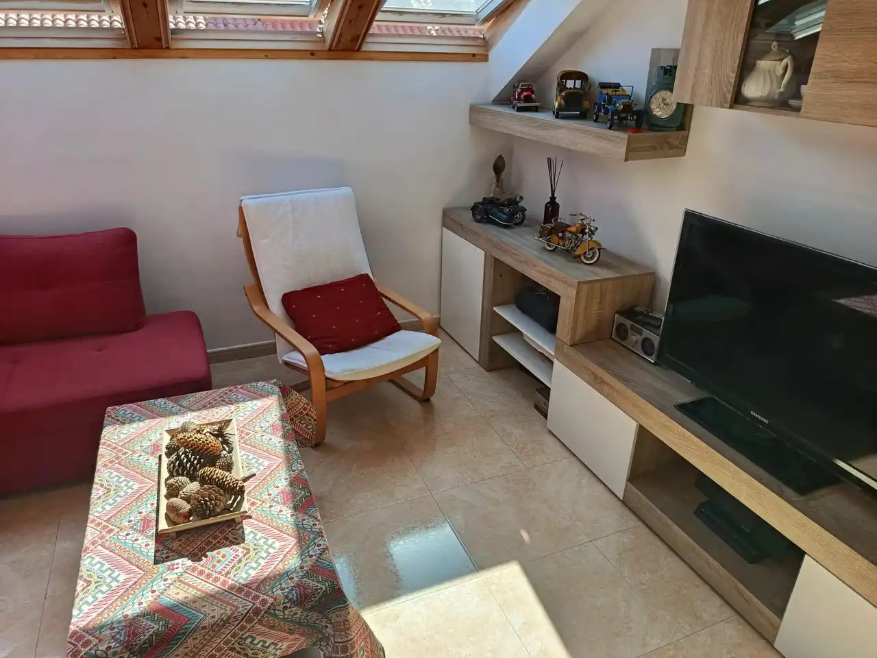 Wohnzimmer von Wohnung zum Verkauf in Meruelo mit Heizung, Terrasse und Möbliert