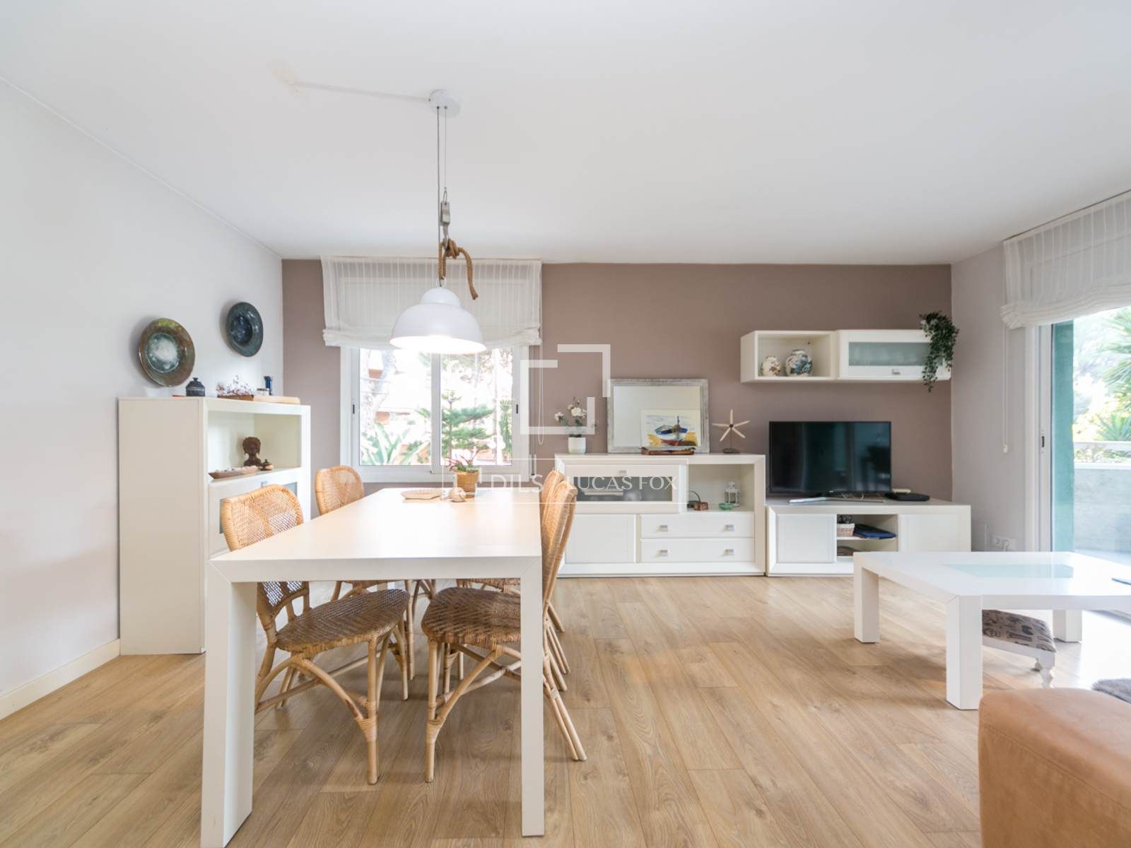 Living room of Flat for sale in Gavà  with Air Conditioner, Heating and Private garden