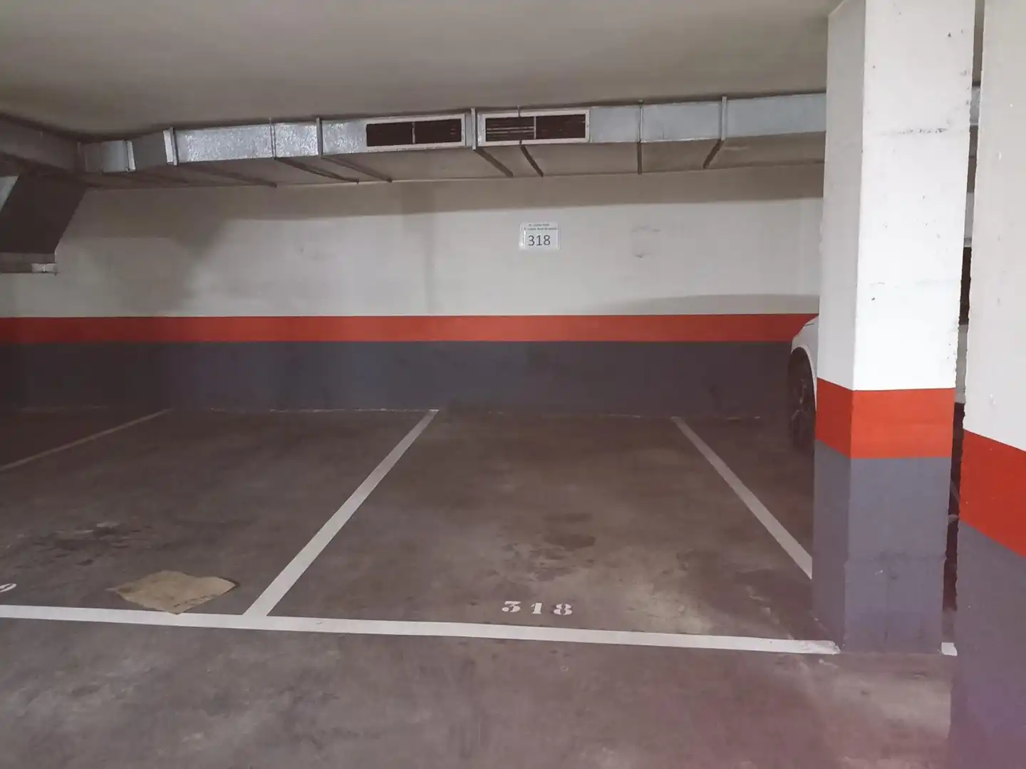 Einzelparkplatz mit Aufzug zur Miete in Plaza de Gamboa 8-21, imagen 6