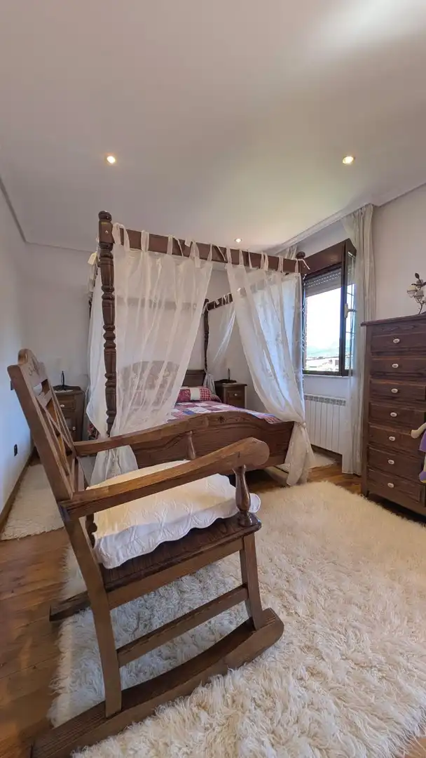 Bedroom of Houses for sale in Los Corrales de Buelna   with Heating, Private garden and Terrace