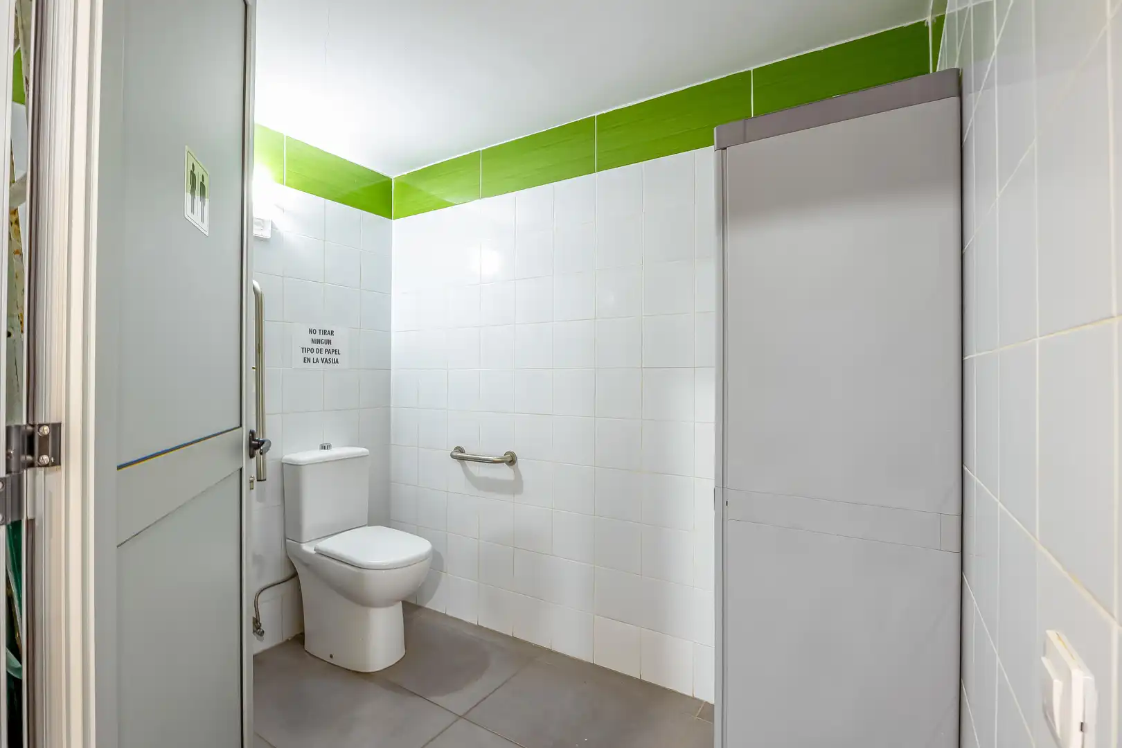 Badezimmer von Geschaftsraum zum Verkauf in Arucas mit Klimaanlage