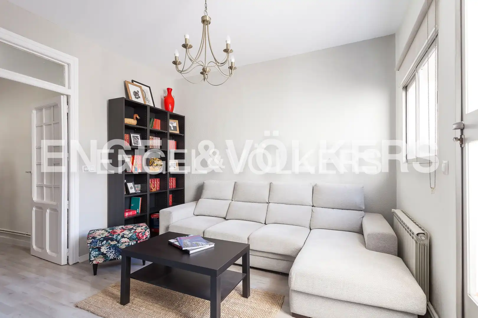 Living room of Attic for rent in Madrid  with Air Conditioner, Heating and Parquet flooring