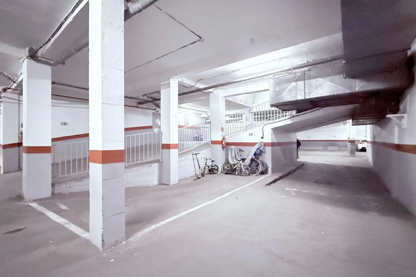 Parkplatz von Geschaftsraum zum Verkauf in Móstoles