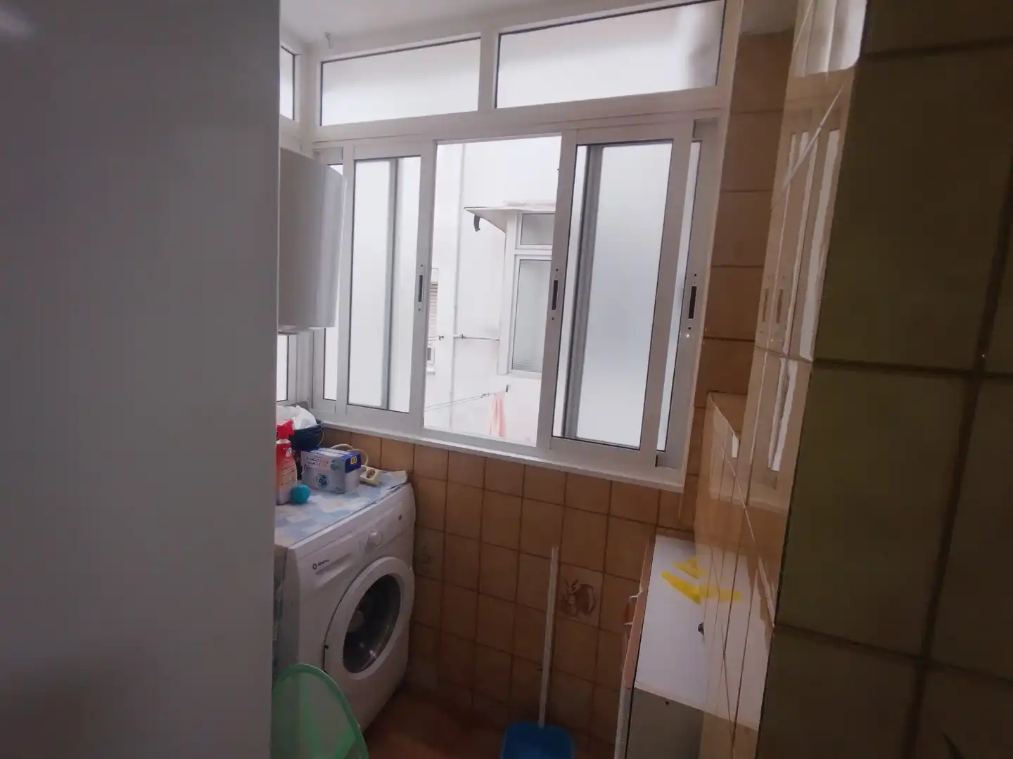 Terrasse von Wohnung zum Verkauf in Sevilla mit Klimaanlage, Terrasse und Möbliert