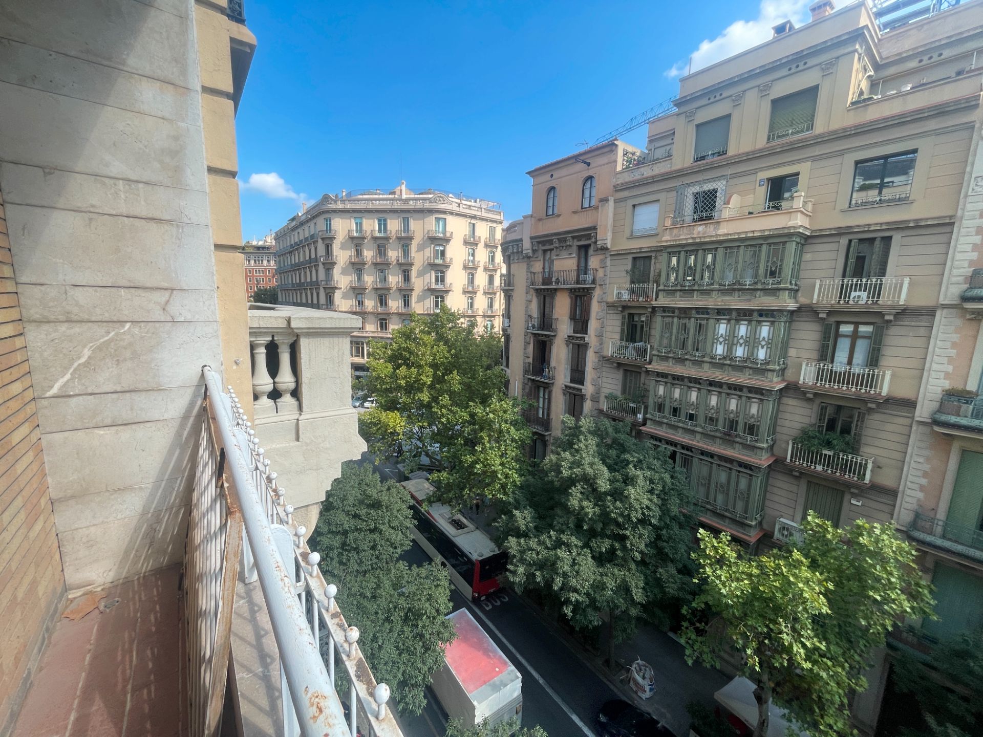 Vista exterior de Piso de alquiler en  Barcelona Capital con Aire acondicionado, Parquet y Terraza
