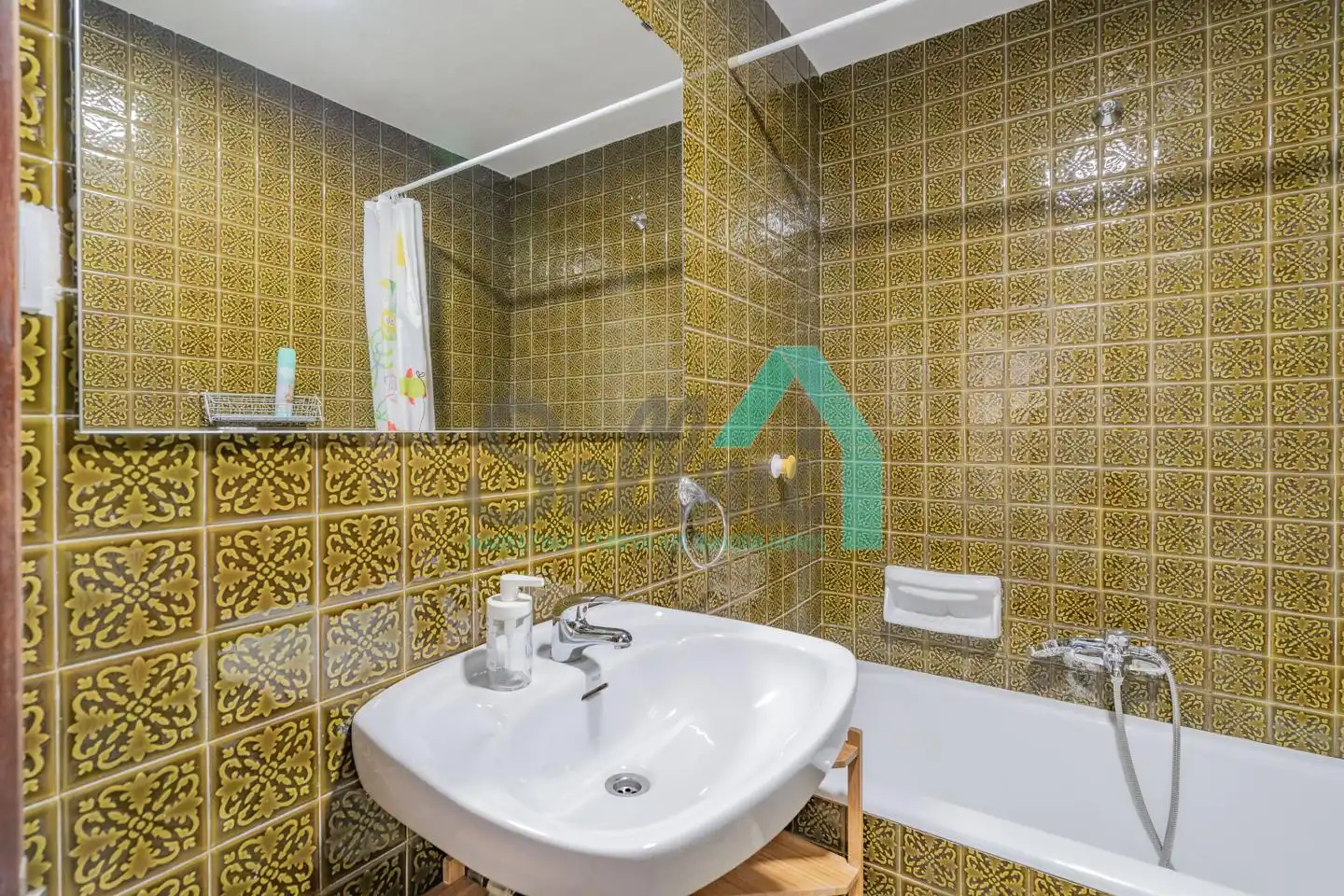 Flat for rent in Jovellanos, Salesas - Foncalada - Campoamor