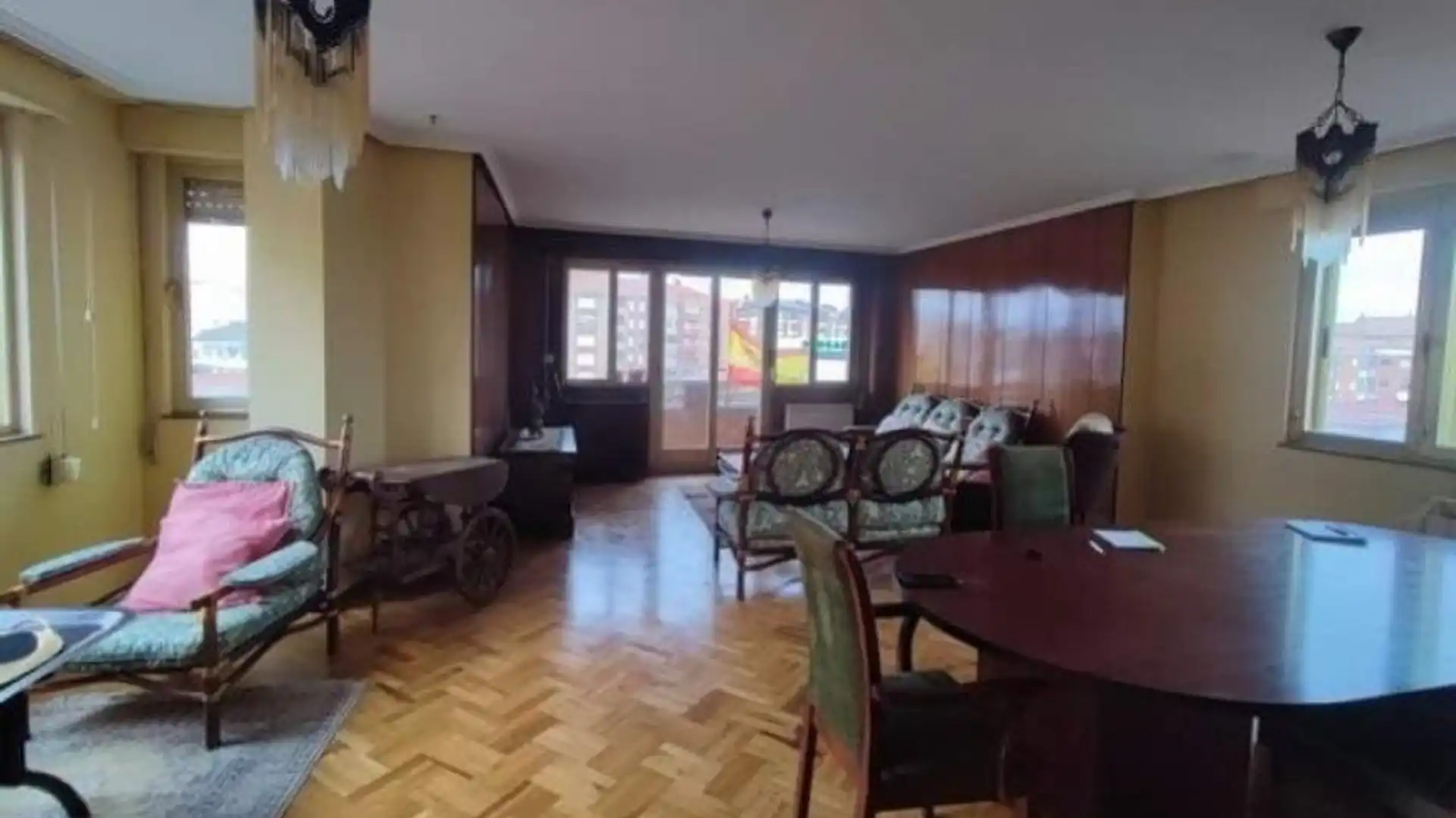 Sala de estar de Piso en venta en La Bañeza  con Calefacción y Terraza