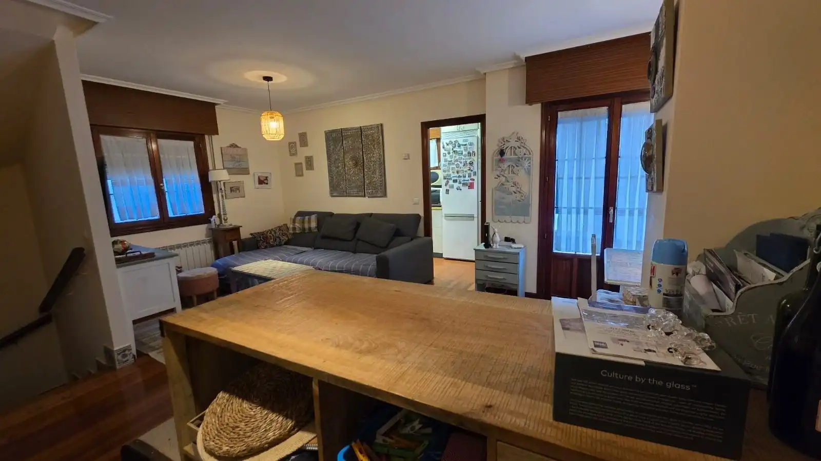 Sala d'estar de Casa o xalet en venda en Castro-Urdiales amb Calefacció, Jardí privat i Terrassa
