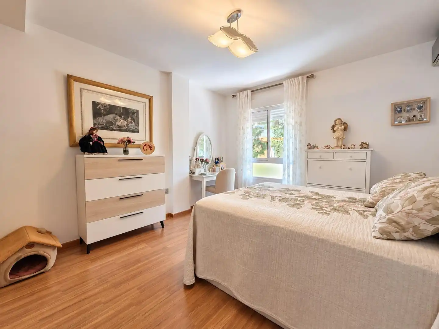 Habitación de Piso en venta en El Pinar- Palacio de Congresos