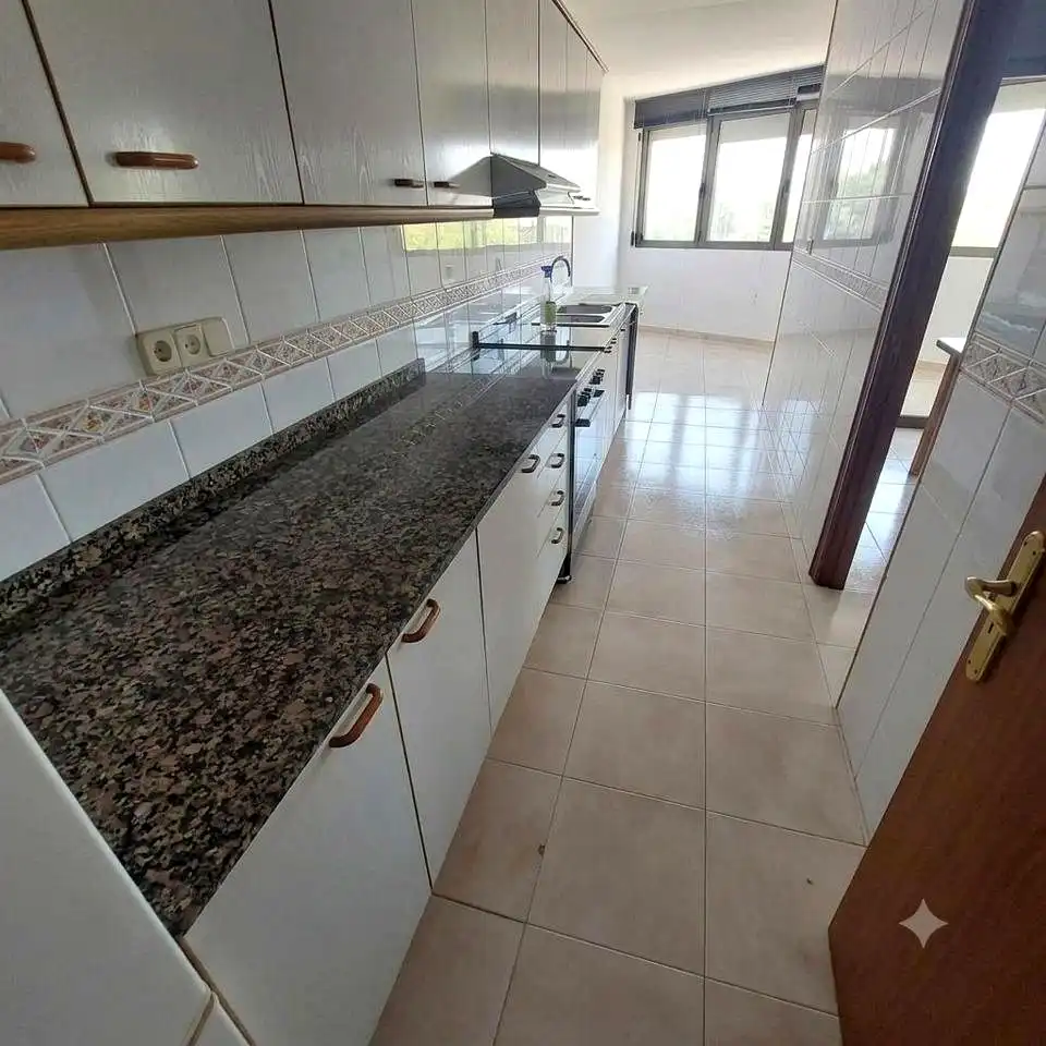 Cocina de Piso en venta en Vilafranca del Penedès con Aire acondicionado, Terraza y Trastero