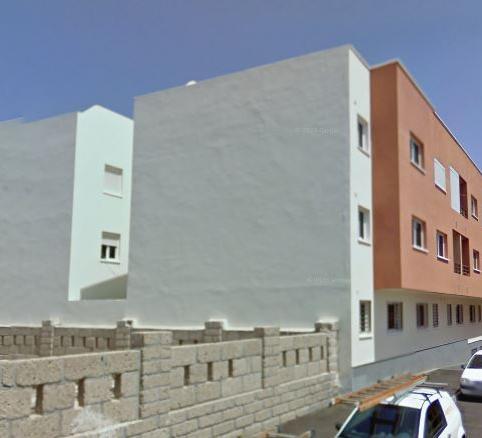 Foto 2 de Piso en venta en C/ Isla de la Graciosa, San Isidro, Granadilla de Abona