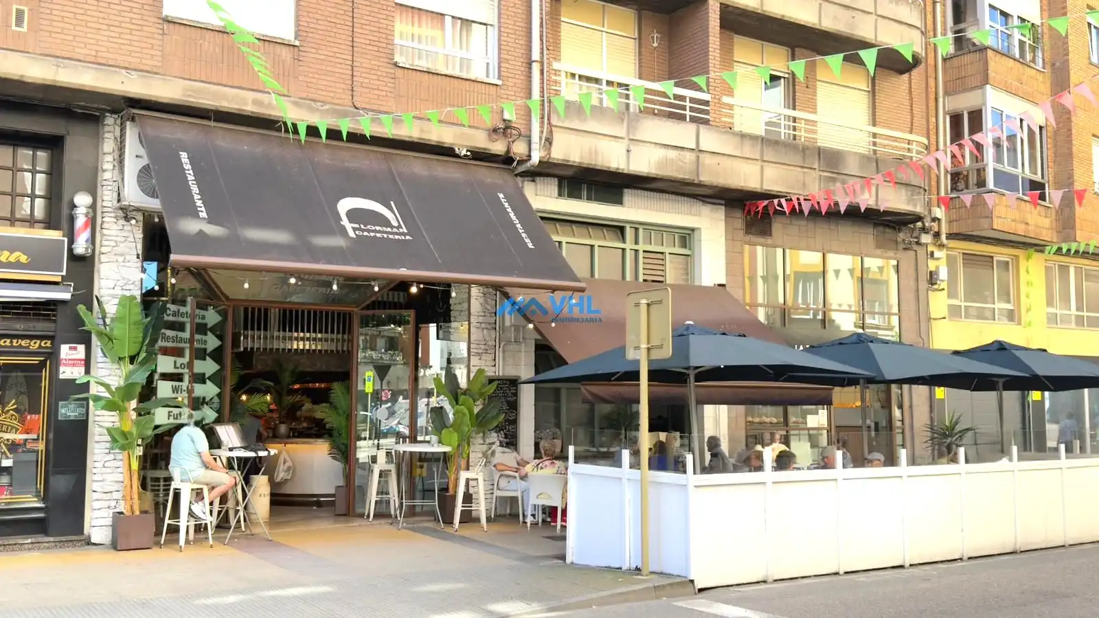 Locale commerciale in vendita a Calle Joaquín Cayón