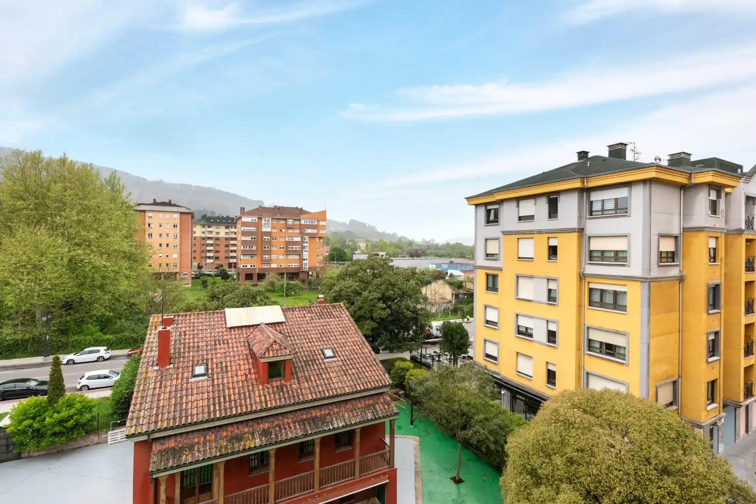 Flat for rent in Oviedo - CL EMILIO LLANEZA, 13, Corredoría - La Carisa - Prado de La Vega