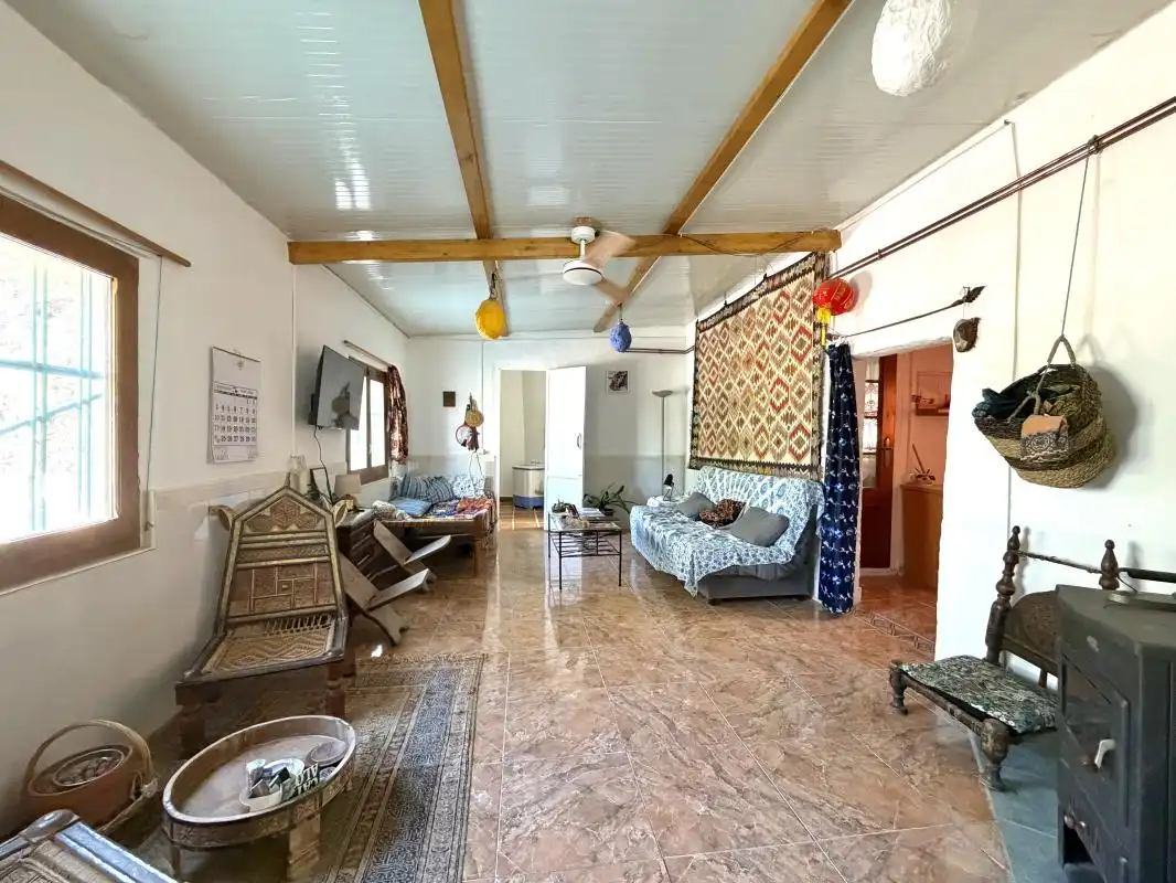 Sala d'estar de Finca rústica en venda en Pedralba amb Calefacció, Jardí privat i Terrassa