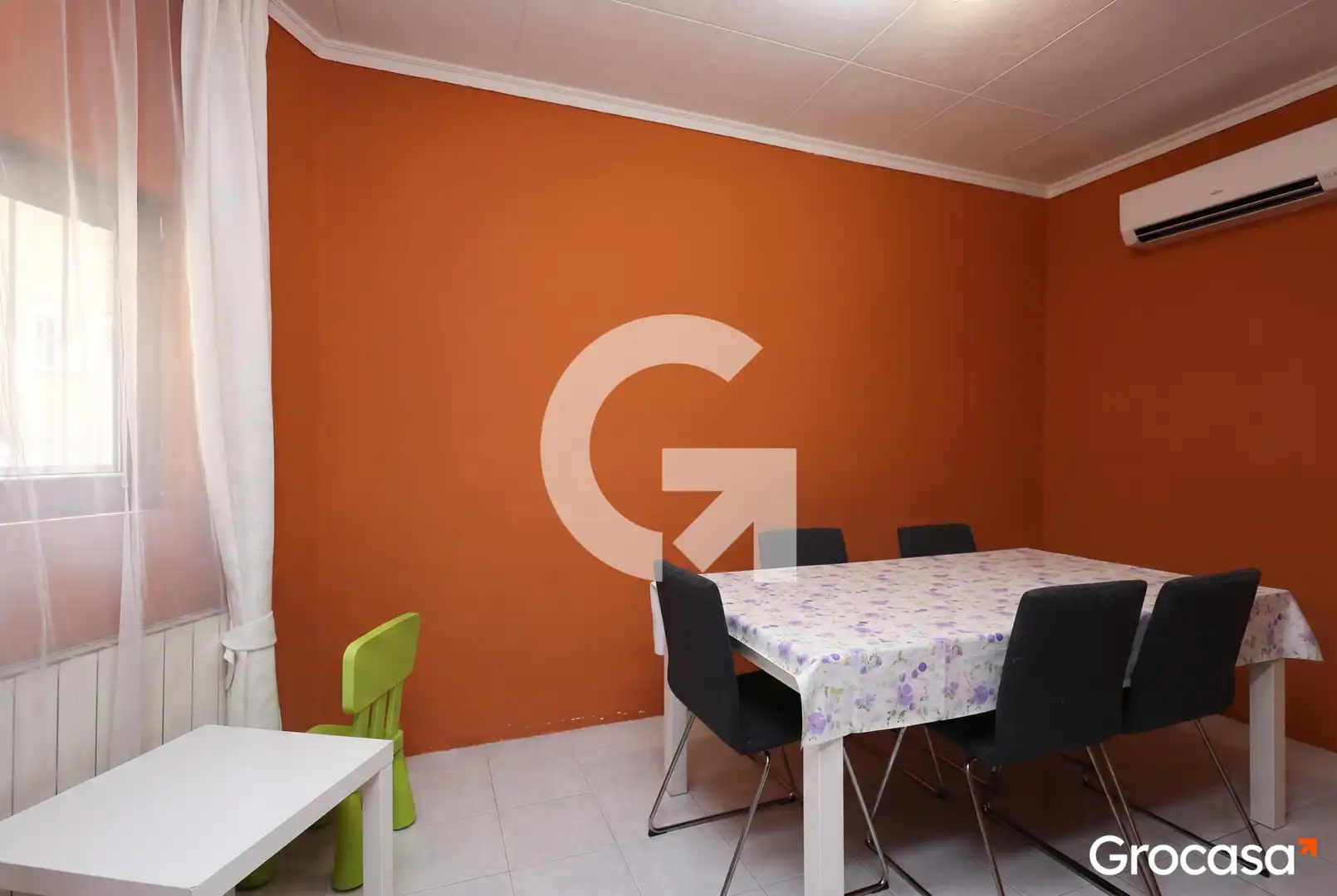 Dining room of Flat for sale in Santa Coloma de Gramenet  with Air Conditioner, Heating and Furnished