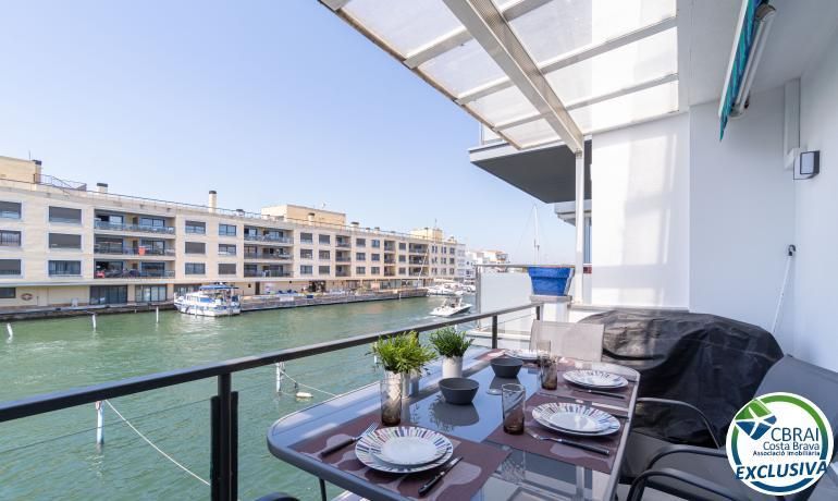 Terrace of Single-family semi-detached for sale in Empuriabrava  with Heating, Terrace and Oven
