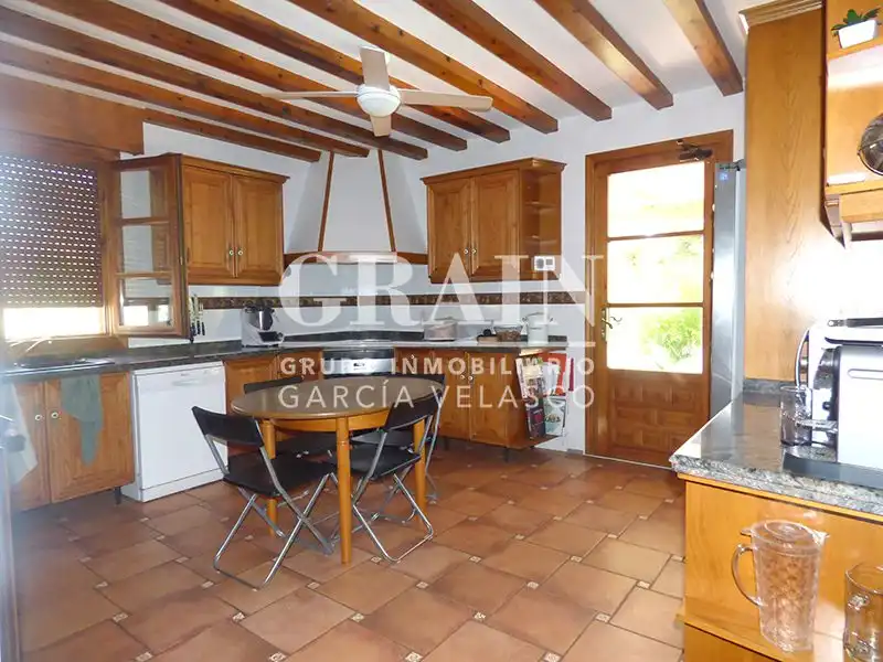 Kitchen of Houses for sale in Albacete  with Air Conditioner, Heating and Private garden