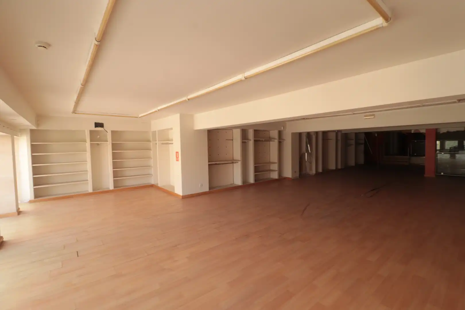 Local comercial en venda a Gran Via de Colom, imagen 3