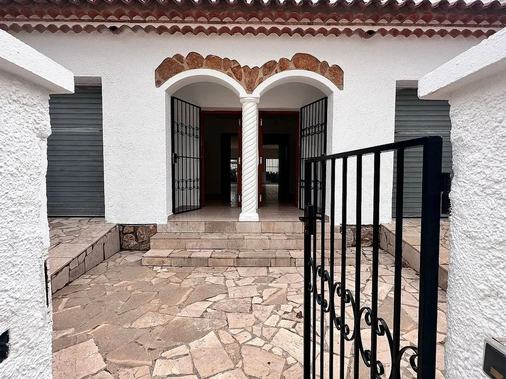 House or chalet for sale in Mont-roig del Camp  with Air Conditioner, Private garden and Terrace