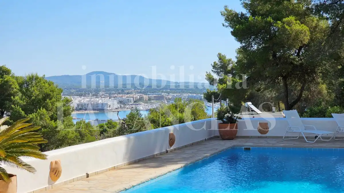 House with pool for sale in Santa Eulària, imagen 3