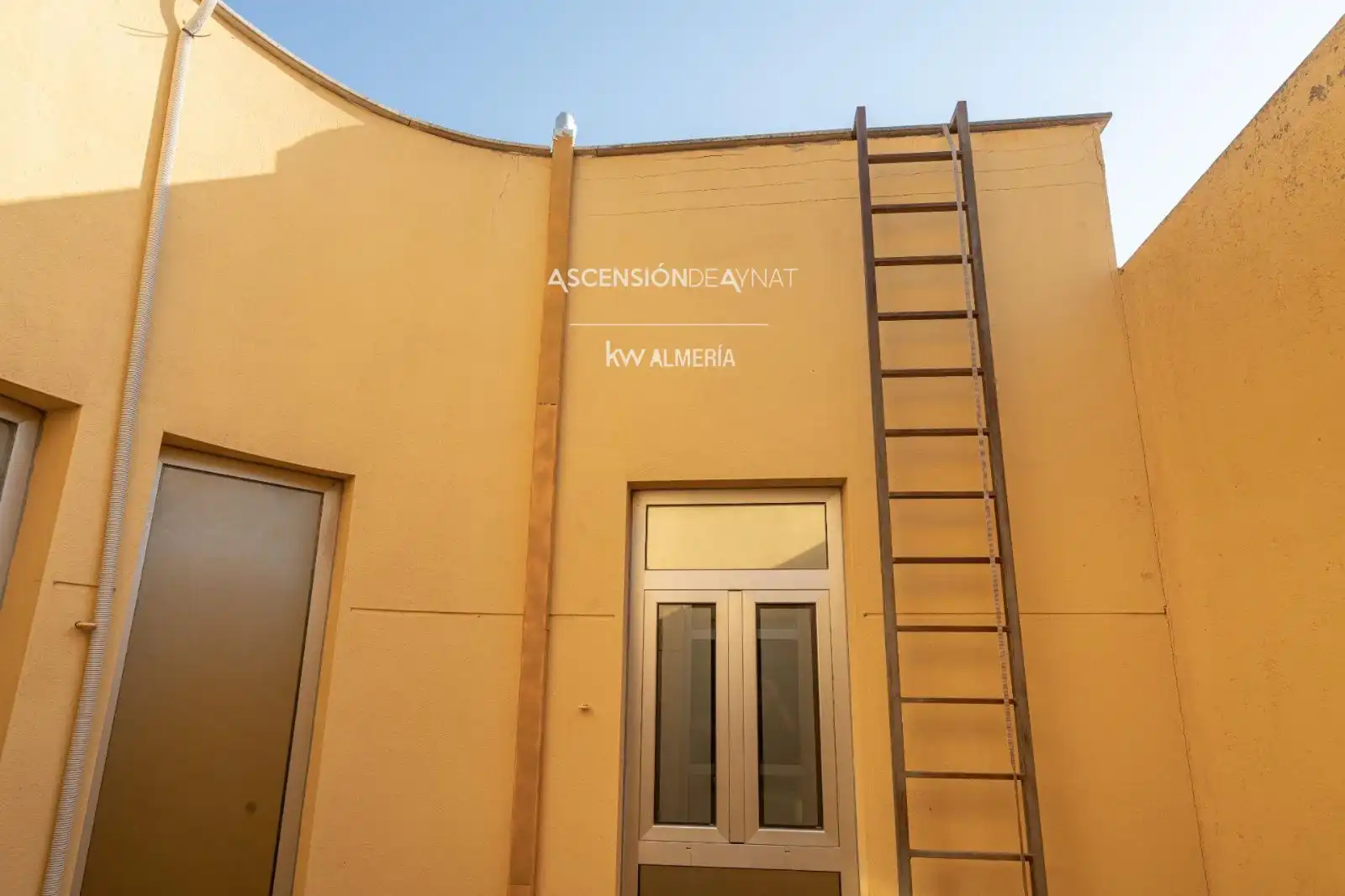 Exterior view of Buildings for sale in Vera