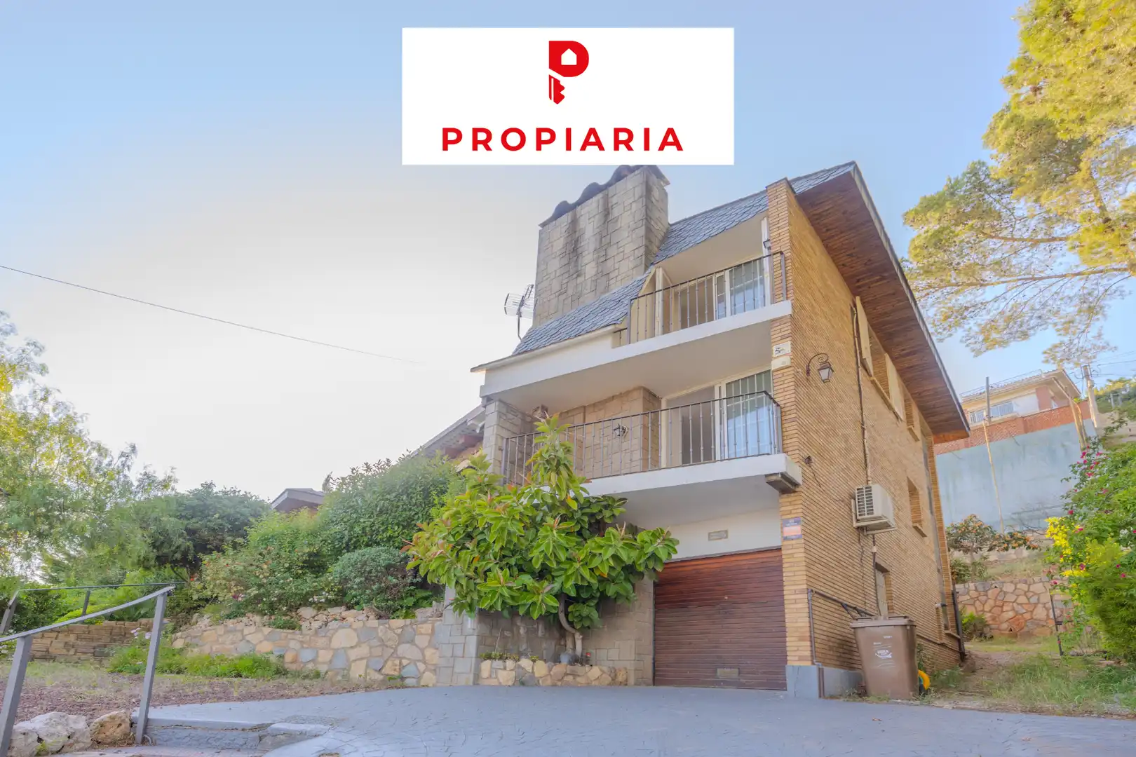 Exterior view of Houses for sale in Pallejà  with Air Conditioner, Heating and Private garden