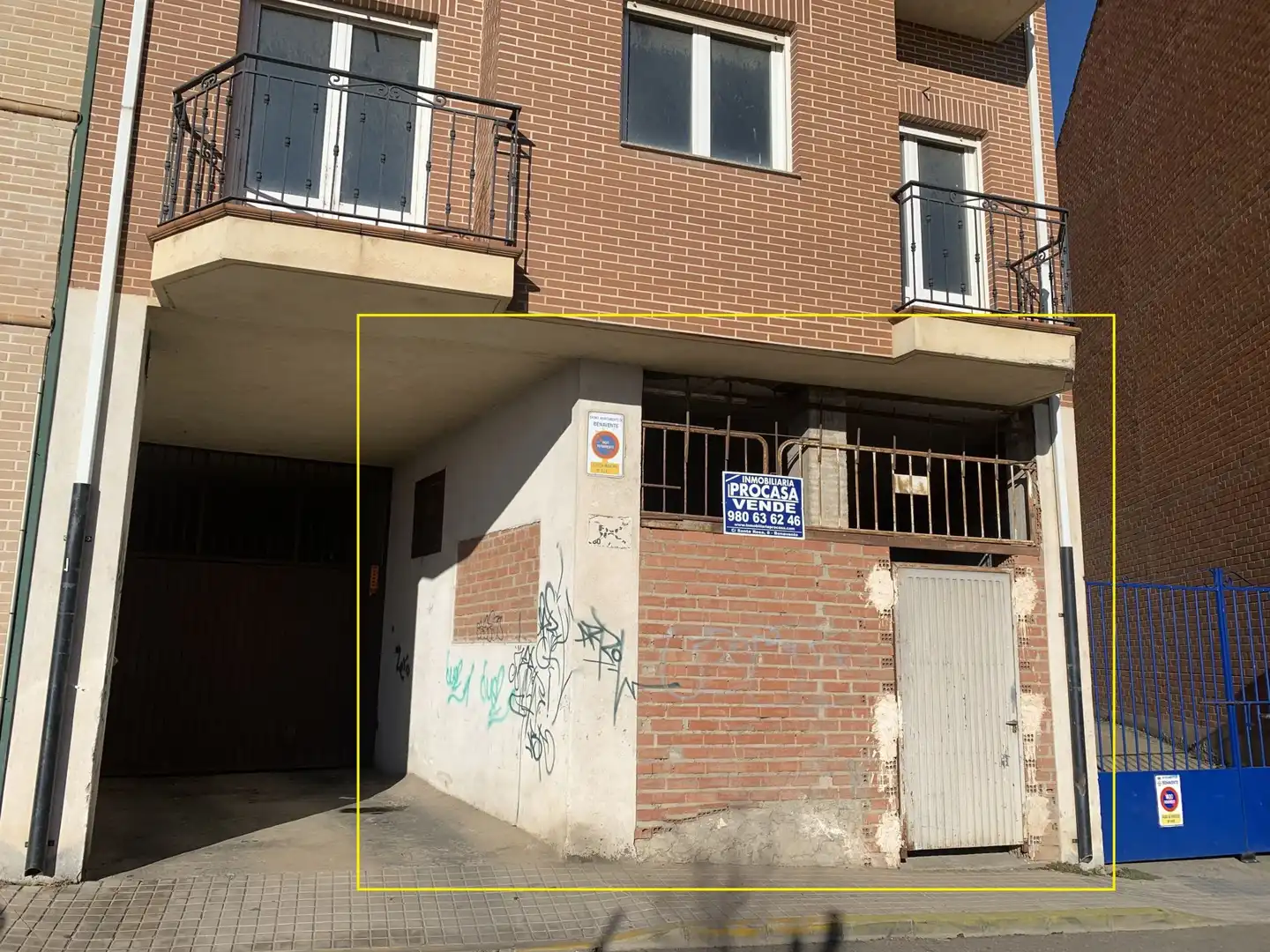 Business premises for sale in Benavente, imagen 2