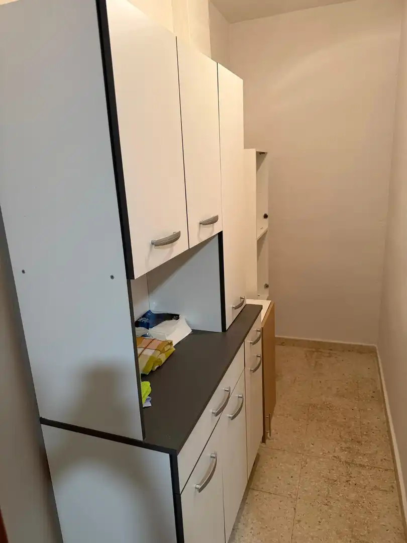 Kitchen of Flat for share in Granada  with Air Conditioner, Terrace and Furnished