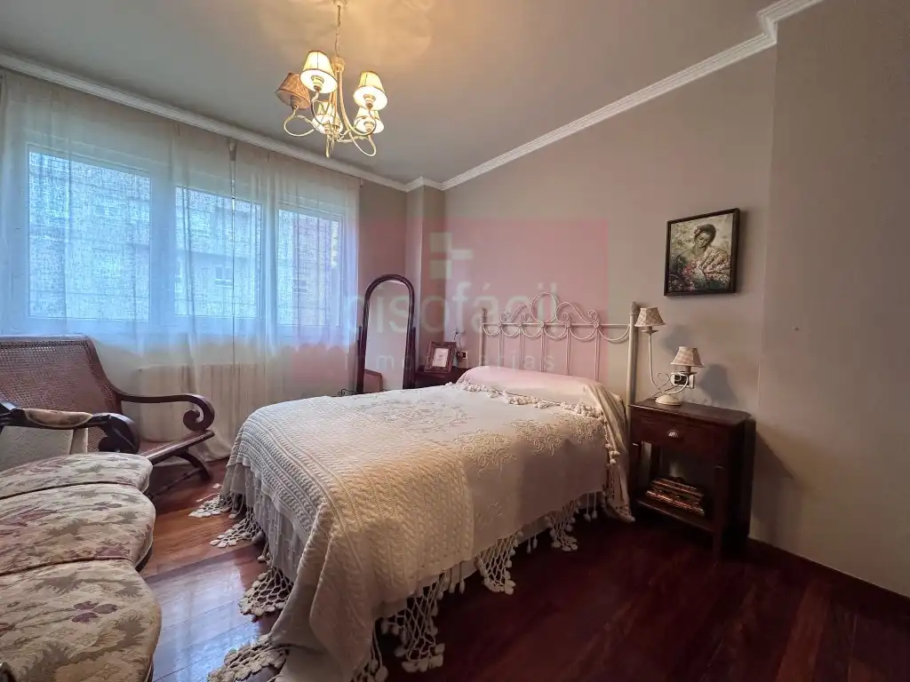 Habitación de Dúplex en venta en Lugo