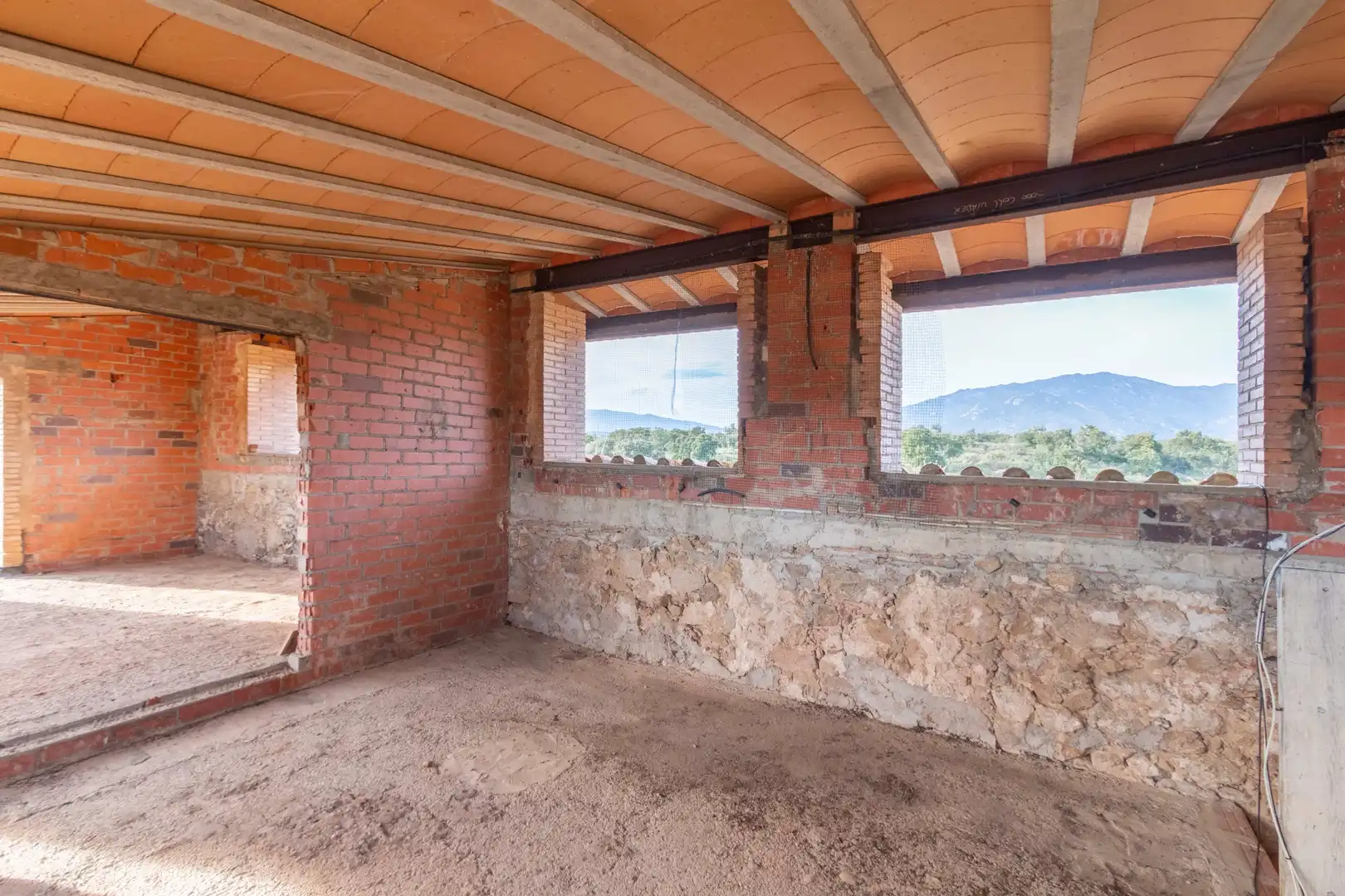 Finca rústica en venta en Capmany con Calefacción, Jardín privado y Terraza