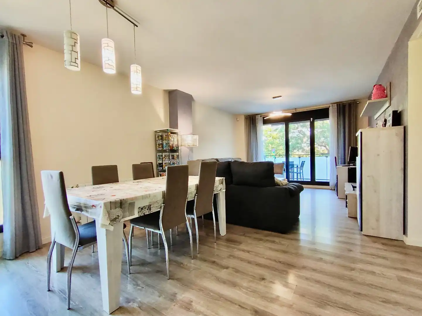 Dining room of Flat for sale in Salou  with Air Conditioner, Heating and Parquet flooring