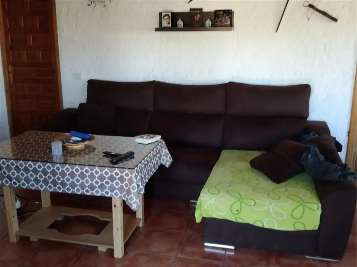 Sala de estar de Piso en venta en Carratraca con Jardín privado, Piscina y Amueblado