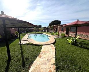 Piscina de Casa o xalet en venda en Chiclana de la Frontera amb Aire condicionat, Calefacció i Jardí privat