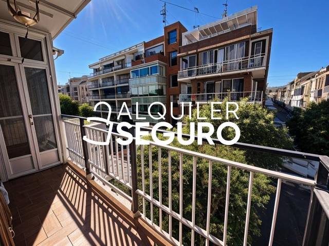 Piso en Alquiler en Miguel de la Roca en Entrevías