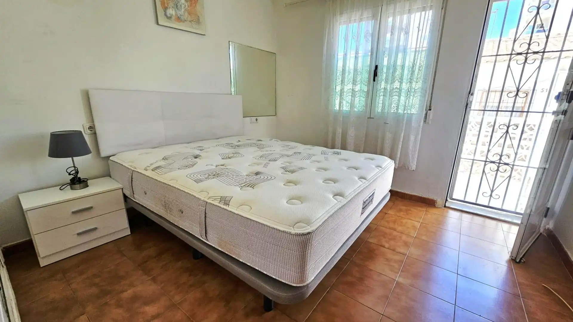 Dormitori de Casa o xalet en venda en Torrevieja amb Aire condicionat, Terrassa i Moblat