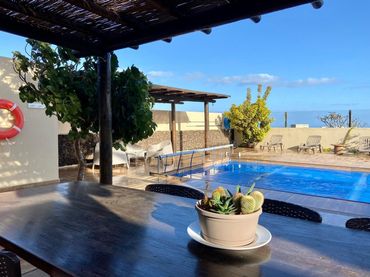 Xalet amb piscina en venda a Tías pueblo