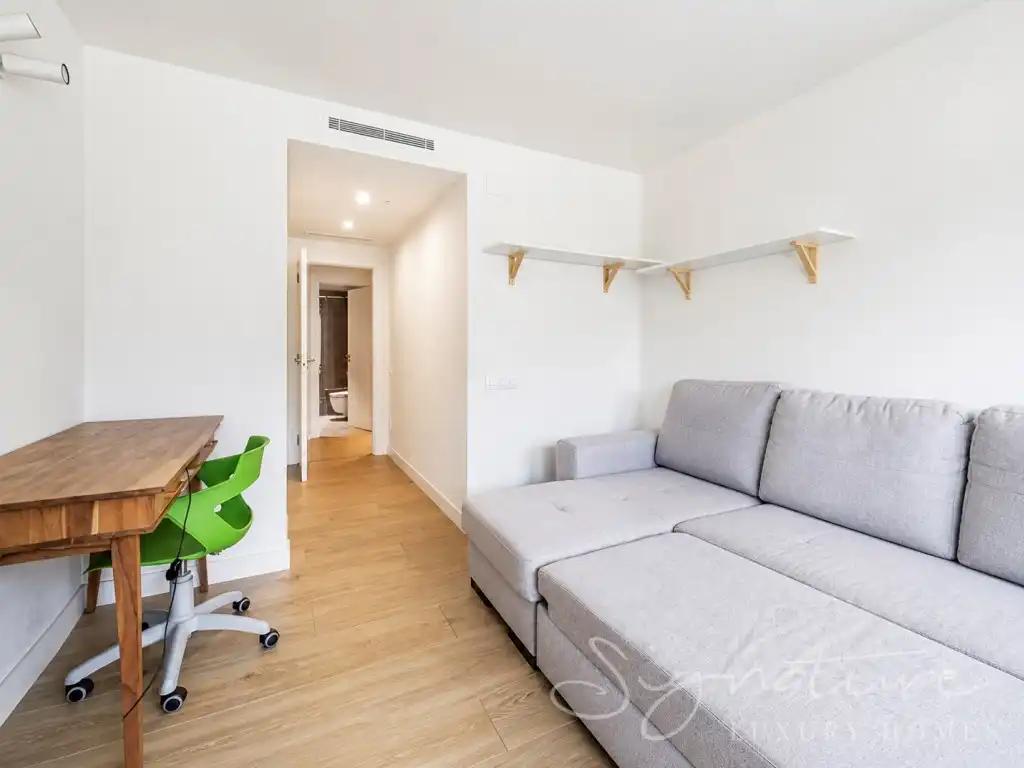 Dormitori de Pis en venda en Sant Cugat del Vallès amb Jardí privat, Piscina i Balcó