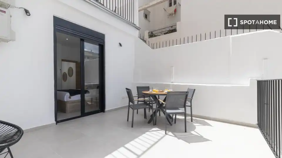 Terrace of Flat for rent in Valencia  with Air Conditioner, Heating and Furnished