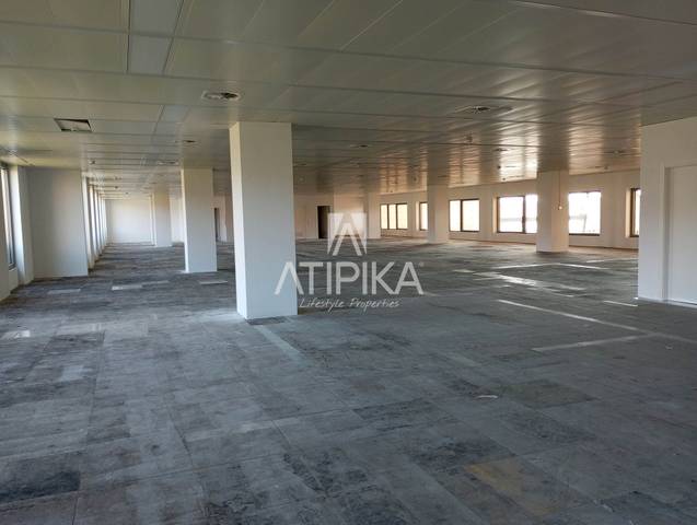 Oficina en Alquiler en Barri de les Corts