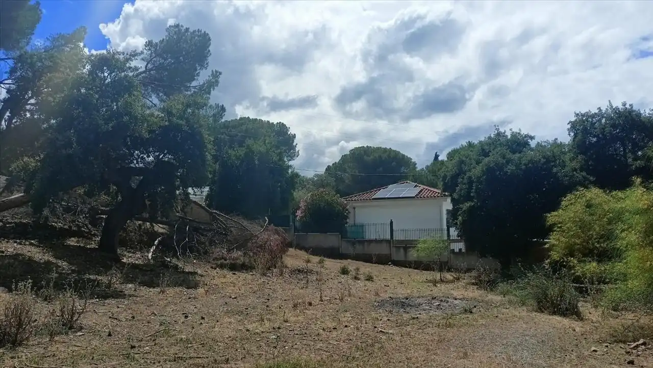 Residencial en venda a Cm Campamento, Cerro Muriano