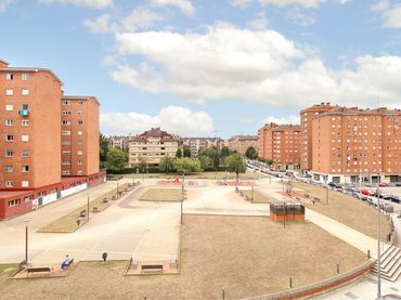 Pis amb ascensor en venda a Gijón - CL NARANJO DE BULNES 14