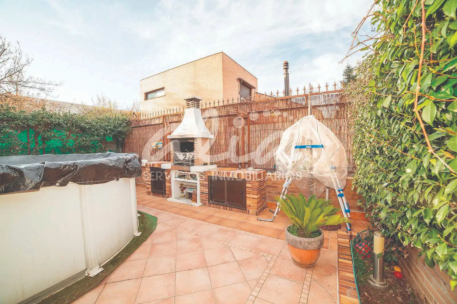 Garden of Detached homes for sale in Pinto  with Air Conditioner, Heating and Terrace