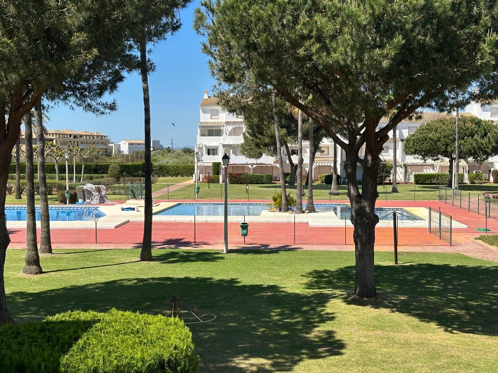 Swimming pool of Apartment for sale in Ayamonte