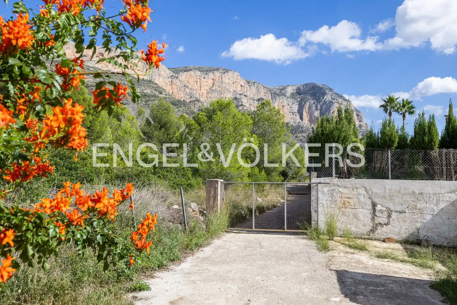 Casa o chalet en venta en Dénia con Calefacción, Jardín privado y Parquet