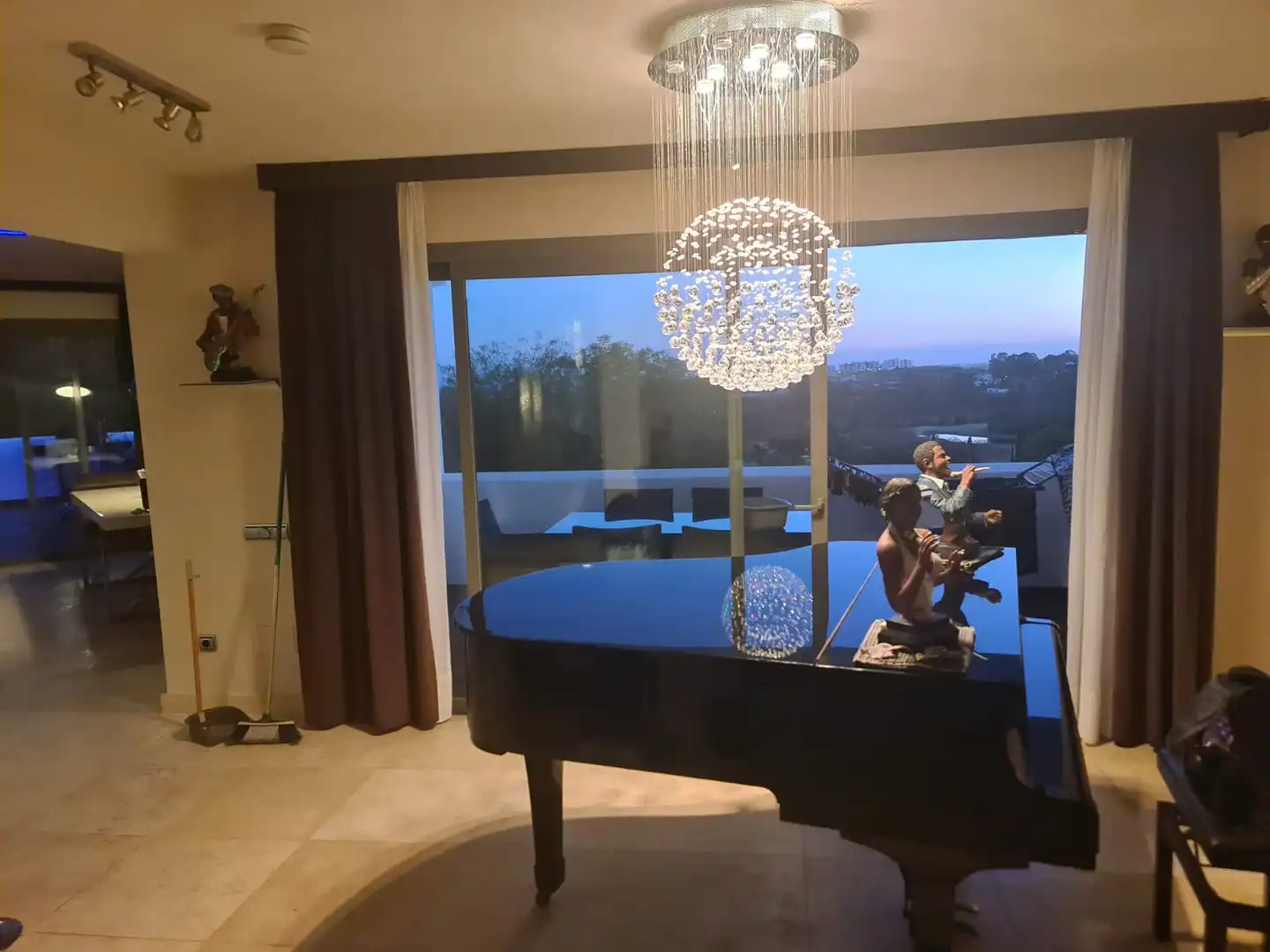 Dining room of Duplexes for sale in Benahavís  with Air Conditioner, Furnished and TV