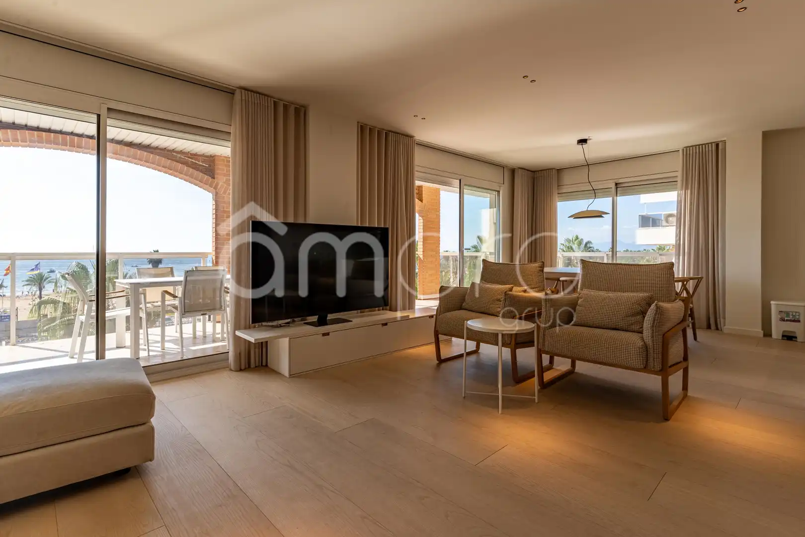 Wohnzimmer von Wohnung zum Verkauf in Salou mit Klimaanlage, Heizung und Terrasse