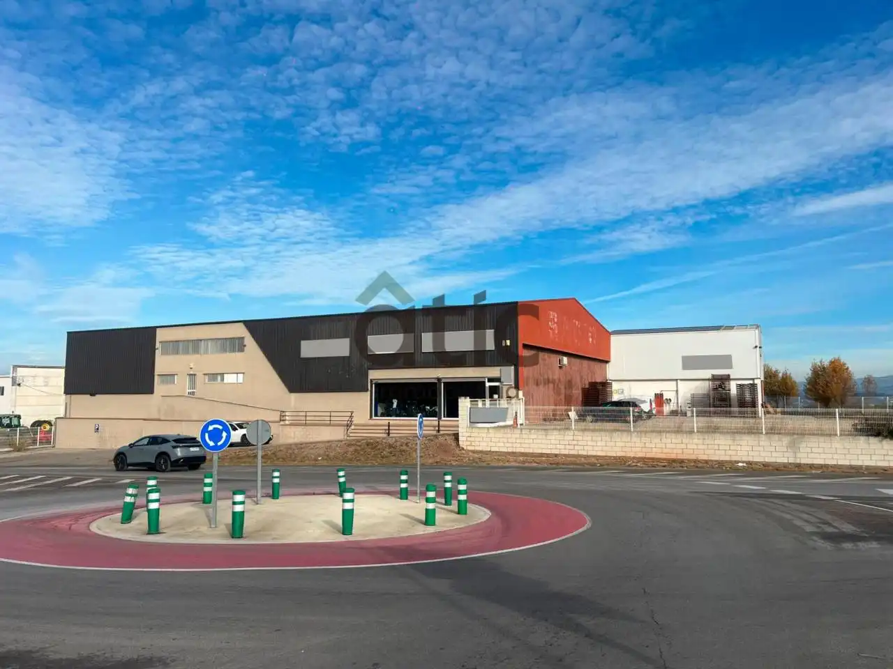 Industrial building for sale in Calle Narcís Monturiol
